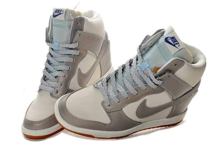 Nike Dunk Sky Hi soldes cru basket concurrence des prix